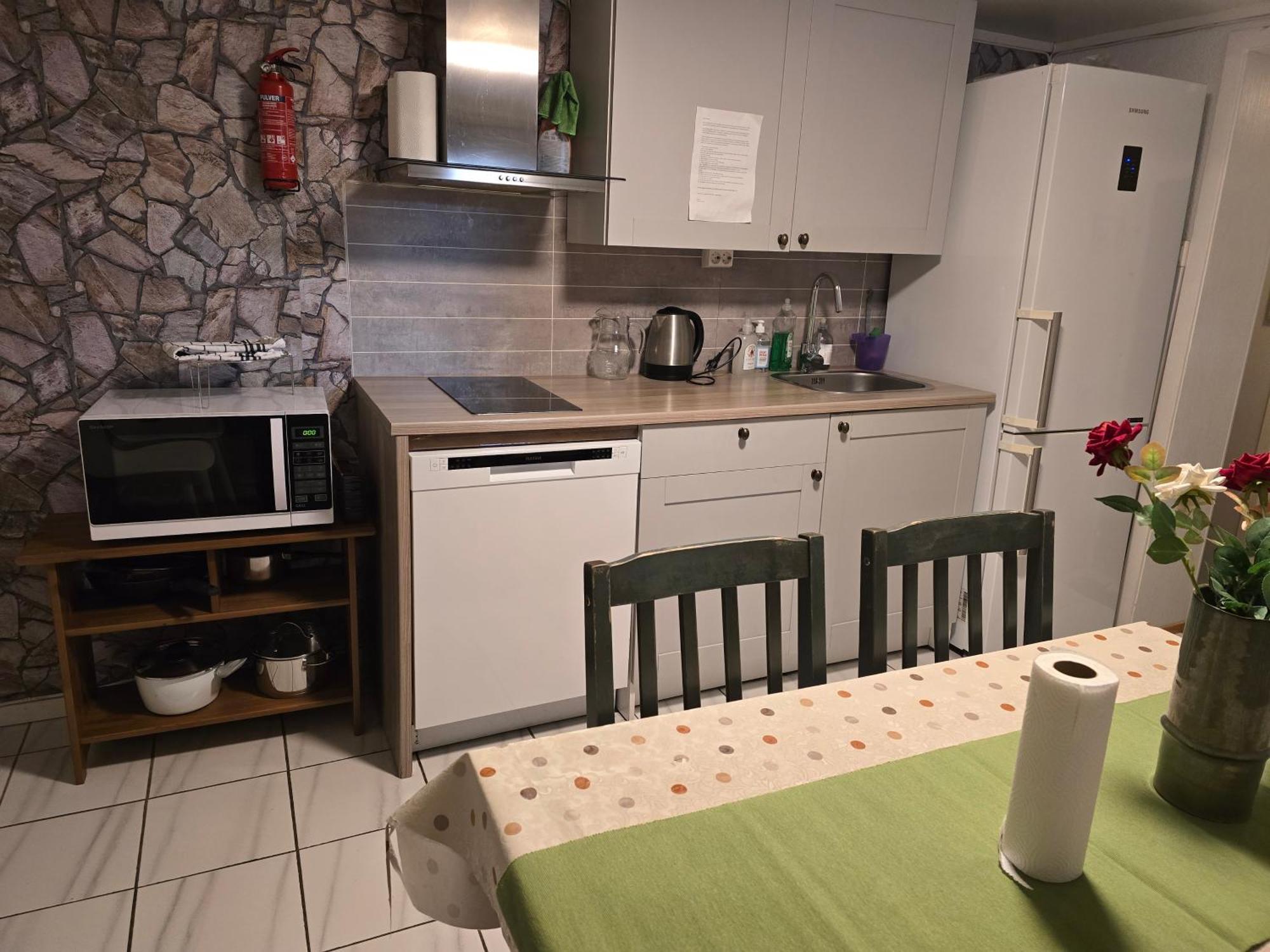 Feelhome 2 Bedrooms Apartment Vidarsveg 特罗姆瑟 外观 照片